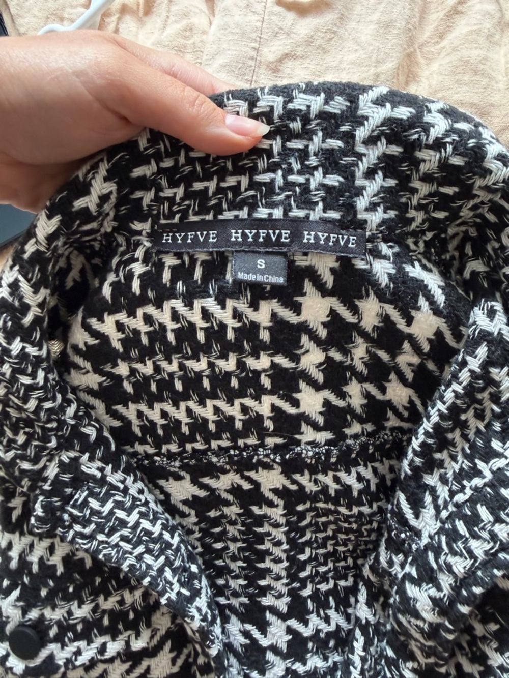 HYFVE Black & White Houndstooth Cropped Jacket - Picture 2 of 5